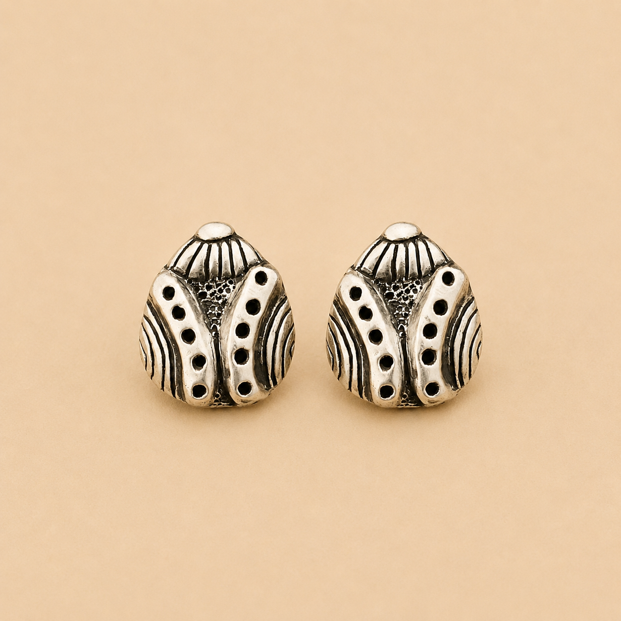 Pendientes Escarabajo Rayado