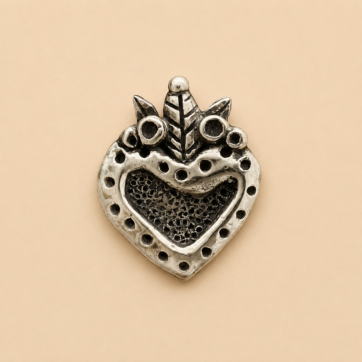 Anillo Corazón Punteado