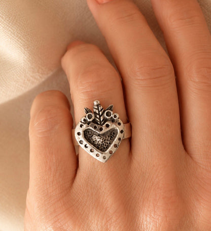 Anillo Corazón Punteado