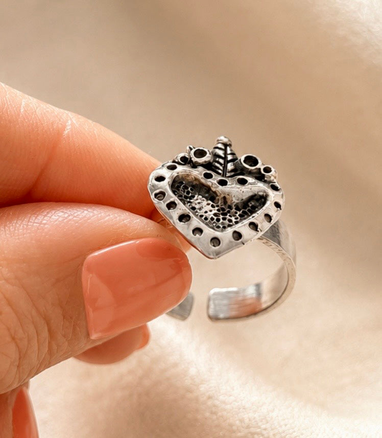 Anillo Corazón Punteado